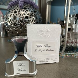Vintage limited edition creed white flowers